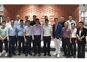 創(chuàng)意與文化交匯！深圳市文化創(chuàng)意行業(yè)協(xié)會(huì)到訪紅獅陶瓷總部